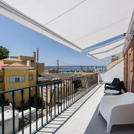 Apartment Premium With Terrace Near The River *