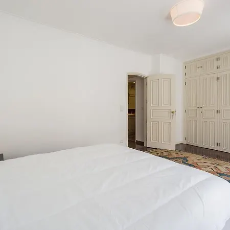 Premium With Terrace Near The River Apartment *