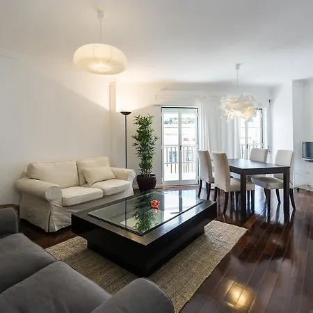 Premium With Terrace Near The River ליסבון