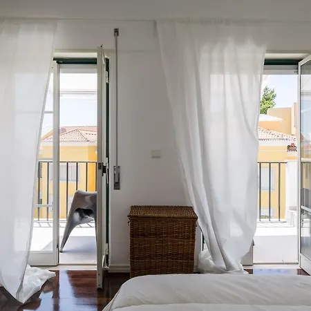 Premium With Terrace Near The River Lisbon